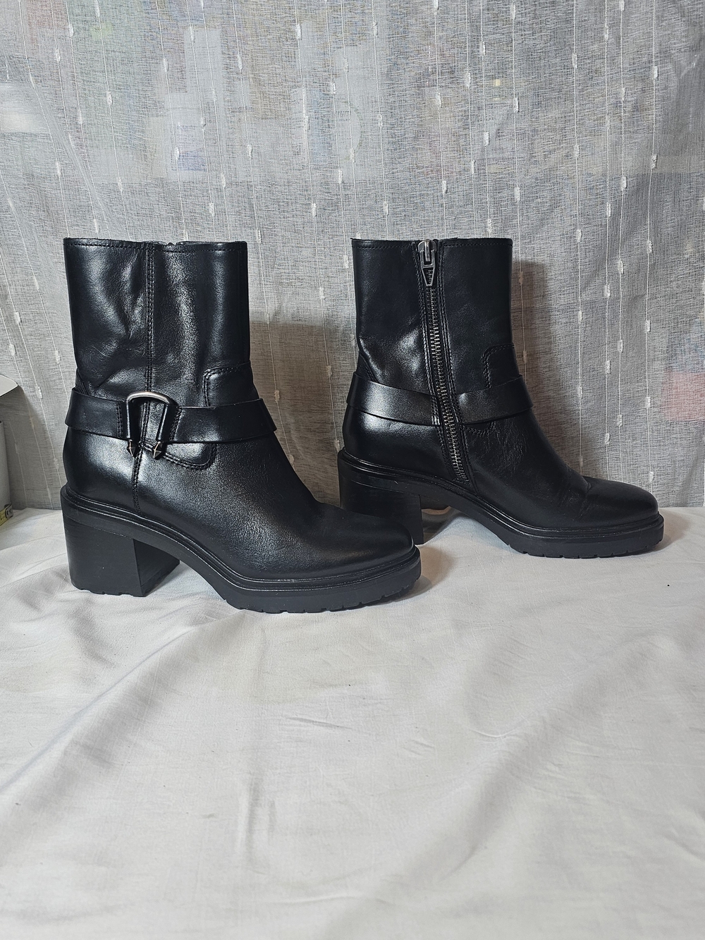 Dolce Vita Black Leather Mid-Calf Block Heel Boots.  Sz 8